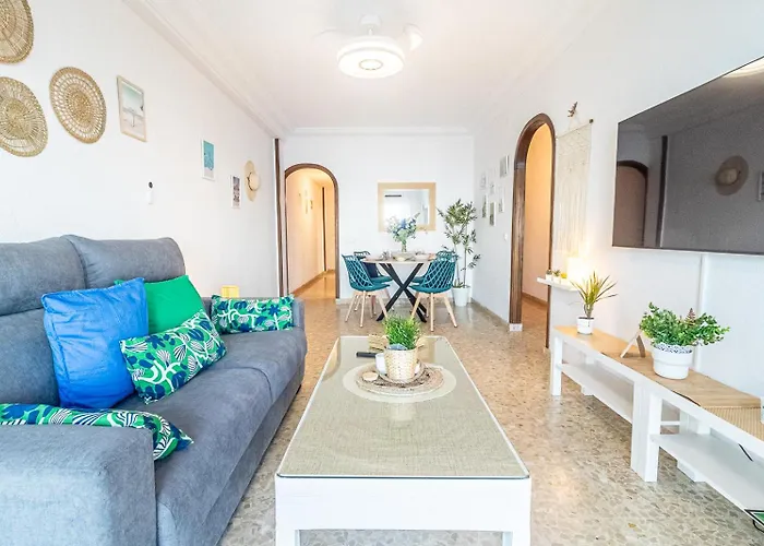 Brisas Del Mar Primera Linea Playa Boliches פואנגירולה